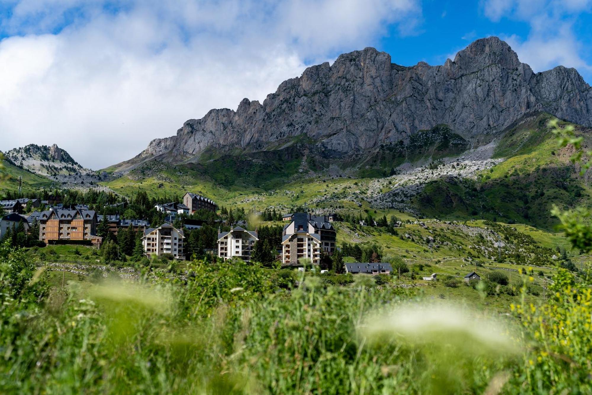 Snoe Hotel Formigal Exterior foto